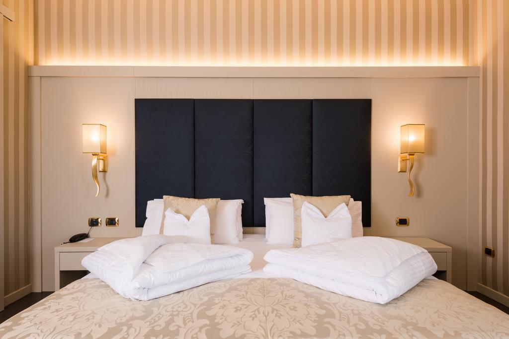 Villa Nicolli Romantic Spa Resort - Adults Only Riva del Garda Exterior photo